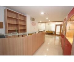 Amplio local en venta en Calpe - Centro