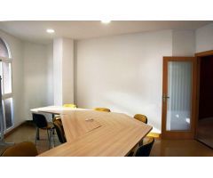 Amplio local en venta en Calpe - Centro