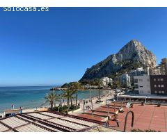 Amplio apartamento en primera linea de la playa de Levante - Calpe