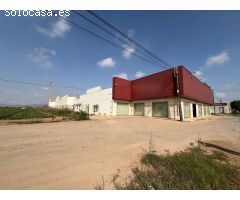SE VENDE NAVE DE 2.350M2 - MÁS 5.550M2 DE TERRENO - TOTAL 7.900M2 - EL ALBUJÓN