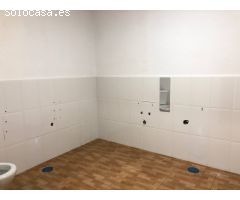 LOCAL COMERCIAL EN VENTA. CENTRO CARTAGENA