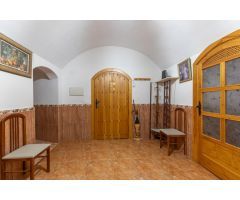 CASA CUEVA EN PURULLENA, CORAZON DEL GEOPARQUE