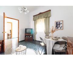 CASA DE PUEBLO EN ZUJAIRA