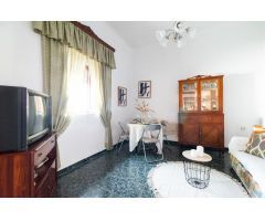 CASA DE PUEBLO EN ZUJAIRA