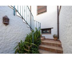CASA DE ENSUEÑO CON PISCINA EN NIGUELAS