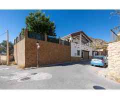 CASA DE ENSUEÑO CON PISCINA EN NIGUELAS