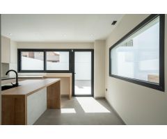 Espectacular casa a estrenar en el centro de Armilla.