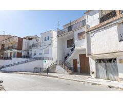 ACOGEDORA Y ESTUPENDA  CASA EN ALBUÑUELAS
