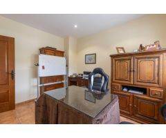 Espaciosa casa en venta en el Padul