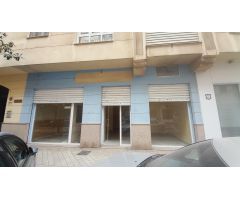 SE ALQUILA  ESTE  MAGNÍFICO SOLAR EN CALLEJÓN DE ARENAS