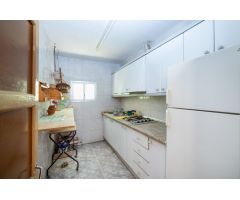 PRECIOSA CASA CON TERRENO EN PASEO DE LA REINA, FUENTE VAQUEROS