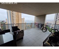 piso con 2 dormitorios y enorme terraza con vistas al mar