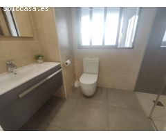 PISO A TODO LUJO JUNTO A LA CARTUJA 4 DORMITORIOS GRAJE TRASTERO