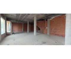 OPORTUNIDAD, SE VENDE ESTUPENDO LOCAL EN PUERTO LUMBRERAS