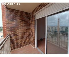 OPORTUNIDAD, SE VENDE ESTUPENDO ATICO EN EL CENTRO DE MOLINA.