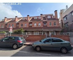 OPORTUNIDAD, SE VENDE ESTUPENDO CHALET ADOSADO EN CABEZO TORRES