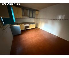 SE VENDE CASA EN VICAR.