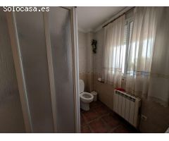 SE VENDE CASA CON LOCAL EN VÉLEZ RUBIO.