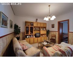 Se vende terreno para edificar con casa independiente