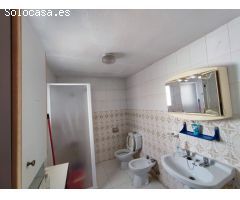 Se vende terreno para edificar con casa independiente