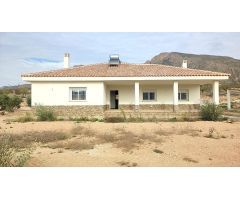 ¡¡CHALET INDEPENDIENTE DE OBRA NUEVA (MACISVENDA)!!