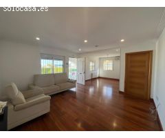IMPRESIONANTE CHALET INDEPENDIENTE EN LOS BALCONES