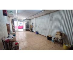¡¡LOCAL EN VENTA CON PATIO!!