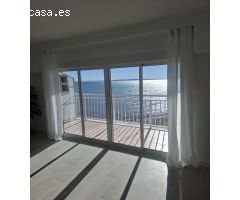 IMPRESIONANTE PISO EN PRIMERA LINEA DE PLAYA