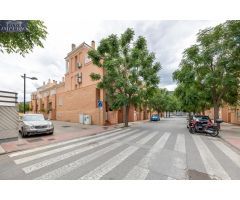 Mágnifica casa adosada en venta o alquiler
