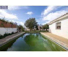 CASA EN PLANTA BAJA CON TERRENO EN ALBAYCÍN
