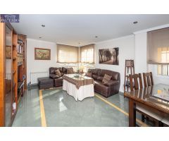 PRECIOSA CASA EN ZONA PARQUE ALMUNIA