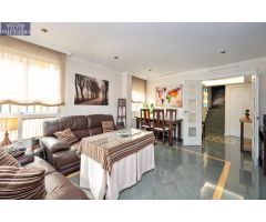 PRECIOSA CASA EN ZONA PARQUE ALMUNIA