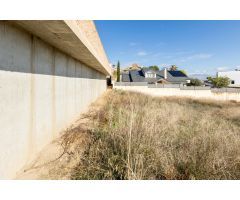 Solar Urbano Exclusivo en Las Gabias junto al Golf