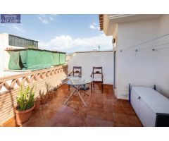 Casa de 2 dormitorios junto  avenida Cervantes