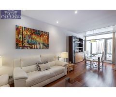Vivienda junto a plaza Mariana Pineda