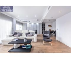 ¡MAGNIFICO PISO REFORMADO CON TODO LUJO DE DETALLES EN PLENO CENTRO... PLAZA DEL CAMPILLO!