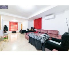 ¡Oportunidad única! Piso en venta con patio y garaje