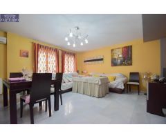 Armilla. Vivienda unifamiliar adosada. 3 dormitorios. 2 baños. 1 aseo.