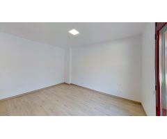 Casa adosada independiente en venta calle 15 7