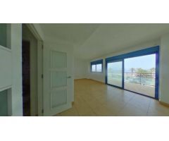 Se vende piso de altas calidades con vistas a la playa