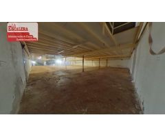 Nave industrial de 560m2