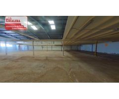Nave industrial de 560m2