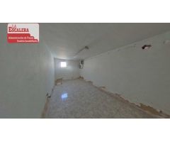 Nave industrial de 560m2