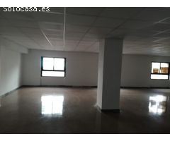 Venta y alquiler magnifico entresuelo 190m2, Av. Principal
