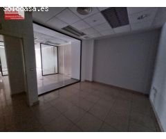 Se vende magnifico local a pie de calle 296 m2, AV Aguilera