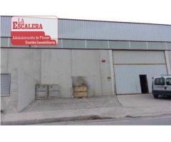 Magnifica nave industrial de 630m2