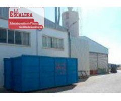 Magnifica nave industrial de 4000m2