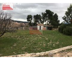 CHALET EN IBI. ZONA EXCLUSIVA