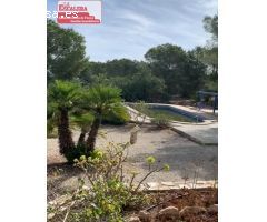Terreno rústico 18.500m2 con vivienda 150m2 con piscina
