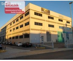 Nave industrial situada en 2º planta con montacargas